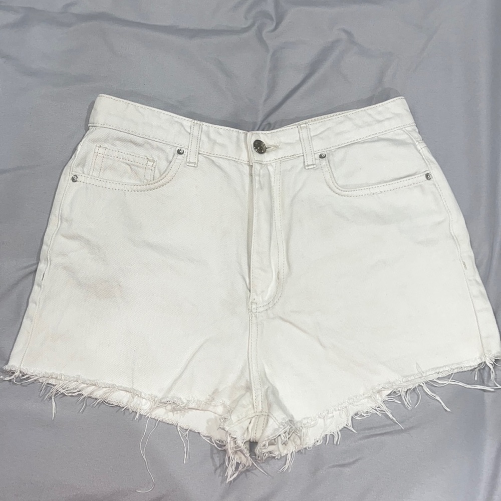 White denim high waisted shorts